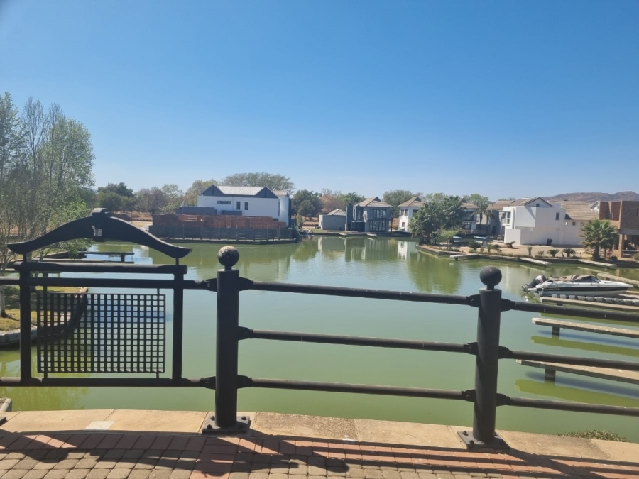 3 Bedroom Property for Sale in The Islands Estates North West